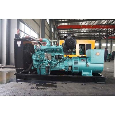 200kw東方紅柴油發(fā)電機(jī)組-東方紅6缸柴油機(jī)LR6H4L-DA柴油發(fā)電機(jī)組,缸徑/行程：120/130mm,柴油發(fā)電機(jī)組水冷發(fā)動(dòng)機(jī)功率206KW,柴油發(fā)電機(jī)組配套馬拉松斯坦福發(fā)電機(jī)。廠價(jià)直銷歡迎選購(gòu)：13773399855。