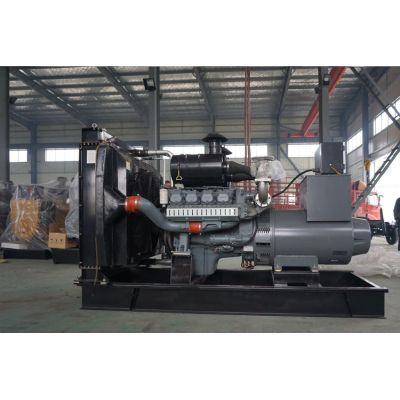 300kw威曼柴油發(fā)電機(jī)組-威曼8缸柴油機(jī)D15A2柴油發(fā)電機(jī)組,缸徑/行程：128/142mm,柴油發(fā)電機(jī)組水冷發(fā)動(dòng)機(jī)功率363KW,柴油發(fā)電機(jī)組配套馬拉松斯坦福發(fā)電機(jī)。廠價(jià)直銷(xiāo)歡迎選購(gòu)：13773399855。