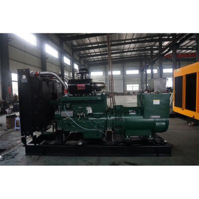 400kw凱普柴油發(fā)電機(jī)組-凱普12缸柴油機(jī)KPV450柴油發(fā)電機(jī)組,缸徑/行程：135/155mm,柴油發(fā)電機(jī)組水冷發(fā)動(dòng)機(jī)功率450KW,柴油發(fā)電機(jī)組配套馬拉松斯坦福發(fā)電機(jī)。廠價(jià)直銷歡迎選購(gòu)：13773399855。