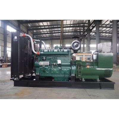 300kw凱普柴油發(fā)電機(jī)組-凱普6缸柴油機(jī)KP350柴油發(fā)電機(jī)組,缸徑/行程：135/160mm,柴油發(fā)電機(jī)組水冷發(fā)動(dòng)機(jī)功率350KW,柴油發(fā)電機(jī)組配套馬拉松斯坦福發(fā)電機(jī)。廠價(jià)直銷歡迎選購：13773399855。