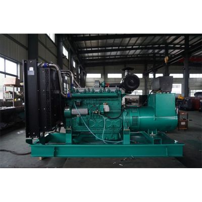 400kw凱普柴油發(fā)電機(jī)組-凱普6缸柴油機(jī)KP441柴油發(fā)電機(jī)組,缸徑/行程：135/168mm,柴油發(fā)電機(jī)組水冷發(fā)動(dòng)機(jī)功率441KW,柴油發(fā)電機(jī)組配套馬拉松斯坦福發(fā)電機(jī)。廠價(jià)直銷歡迎選購：13773399855。