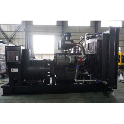 900kw卡得城仕柴油發(fā)電機組-卡得城仕12缸柴油機KD28H960柴油發(fā)電機組,缸徑/行程：138/165mm,柴油發(fā)電機組水冷發(fā)動機功率960KW,柴油發(fā)電機組配套馬拉松斯坦福發(fā)電機。廠價直銷歡迎選購：13773399855。