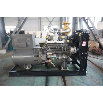 50kw濰柴裕興柴油發(fā)電機組-濰柴裕興4缸柴油機R4105ZD柴油發(fā)電機組,缸徑/行程：105/125mm,柴油發(fā)電機組水冷發(fā)動機功率62KW,柴油發(fā)電機組配套馬拉松斯坦福發(fā)電機。廠價直銷歡迎選購：13773399855。