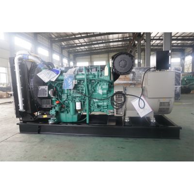 400kw沃爾沃柴油發(fā)電機組-沃爾沃6缸柴油機TAD1345GE柴油發(fā)電機組,缸徑/行程：144/165mm,柴油發(fā)電機組水冷發(fā)動機功率401KW,柴油發(fā)電機組配套馬拉松斯坦福發(fā)電機。廠價直銷歡迎選購：13773399855。