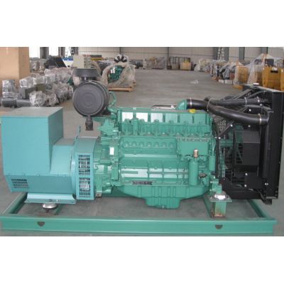 200kw大連道依茨柴油發(fā)電機(jī)組-大連道依茨6缸柴油機(jī)BF6M1013FCG3柴油發(fā)電機(jī)組,缸徑/行程：108/130mm,柴油發(fā)電機(jī)組水冷發(fā)動(dòng)機(jī)功率201KW,柴油發(fā)電機(jī)組配套馬拉松斯坦福發(fā)電機(jī)。廠價(jià)直銷歡迎選購(gòu)：13773399855。