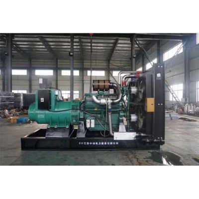 1200kw南通股份柴油發(fā)電機組-南通股份12缸柴油機NCG12V1810柴油發(fā)電機組,缸徑/行程：165/190mm,柴油發(fā)電機組水冷發(fā)動機功率1331KW,柴油發(fā)電機組配套馬拉松斯坦福發(fā)電機。廠價直銷歡迎選購：13773399855。