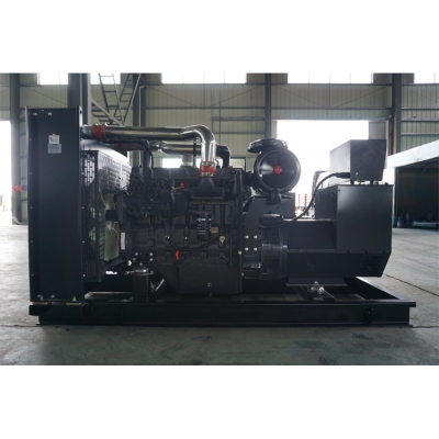 200kw上柴動力柴油發(fā)電機組-上柴股份6缸柴油機6DTAA8.9-G31柴油發(fā)電機組,缸徑/行程：114/144mm,柴油發(fā)電機組水冷發(fā)動機功率204KW,柴油發(fā)電機組配套馬拉松斯坦福發(fā)電機。廠價直銷歡迎選購：13773399855。