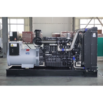 120kw上柴動力柴油發(fā)電機組-上柴股份6缸柴油機6HTAA6.5-G32柴油發(fā)電機組,缸徑/行程：105/124mm,柴油發(fā)電機組水冷發(fā)動機功率155KW,柴油發(fā)電機組配套馬拉松斯坦福發(fā)電機。廠價直銷歡迎選購：13773399855。